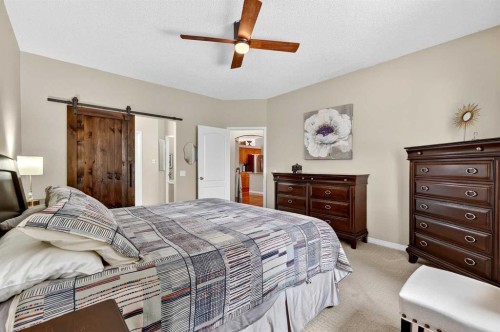 51 Cranleigh Gardens Se, Calgary, AB - Indoor Photo Showing Bedroom