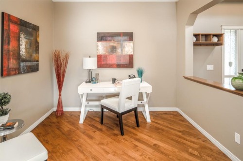 105 Aspen Stone Road Sw, Calgary, AB - Indoor