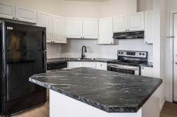 310-1000 Applevillage Court SE Calgary, AB T2A 7Z4