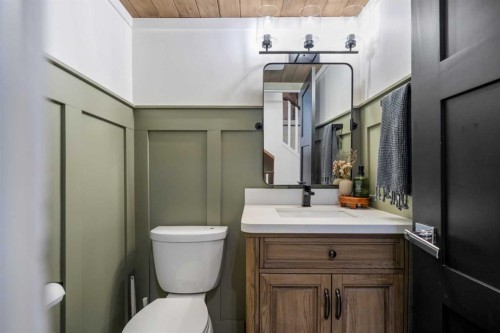 136 Lake Crimson Close Se, Calgary, AB 