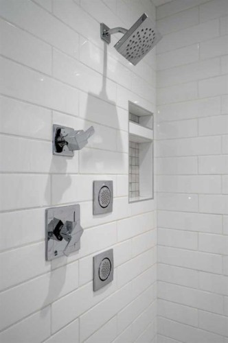 136 Lake Crimson Close Se, Calgary, AB 