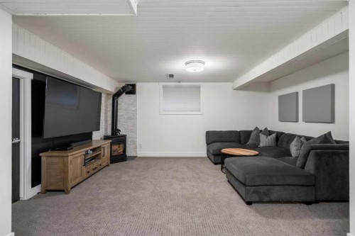 136 Lake Crimson Close Se, Calgary, AB 