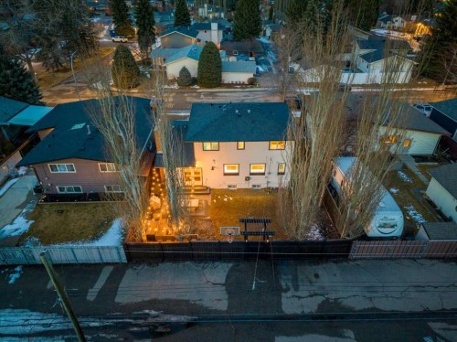 136 Lake Crimson Close Se, Calgary, AB 