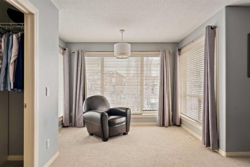 1560 Strathcona Drive Sw, Calgary, AB - Indoor