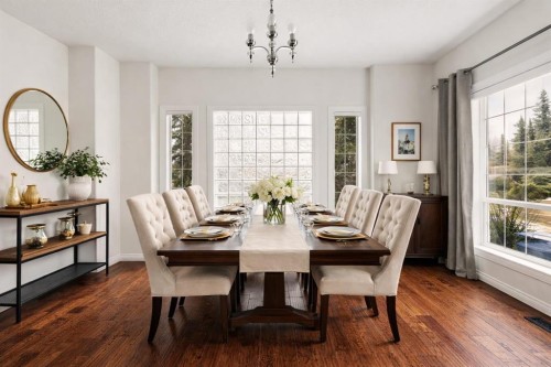1560 Strathcona Drive Sw, Calgary, AB - Indoor Photo Showing Dining Room