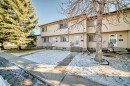 65-6100 4 Avenue Ne, Calgary, AB  - Outdoor 