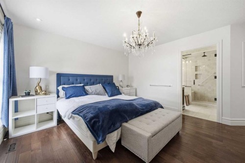 23 Deermoss Place Se, Calgary, AB - Indoor Photo Showing Bedroom