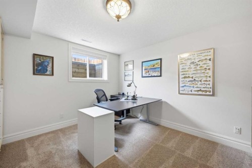 23 Deermoss Place Se, Calgary, AB - Indoor Photo Showing Office