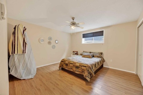 5910 Park Meadows Crescent, Olds, AB - Indoor Photo Showing Bedroom