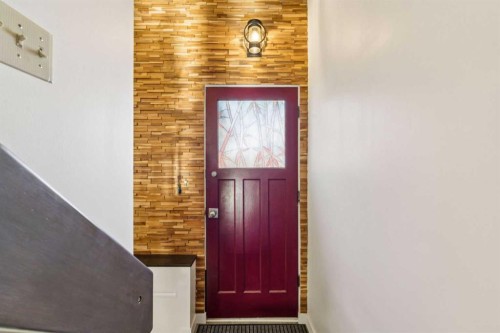 7207 Farrell Road Se, Calgary, AB - Indoor Photo Showing Other Room