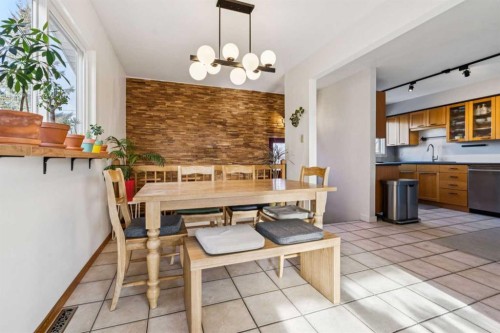 7207 Farrell Road Se, Calgary, AB - Indoor Photo Showing Dining Room