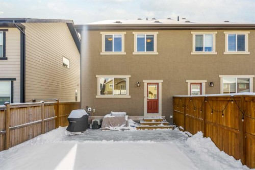 15 Masters Square Se, Calgary, AB - Outdoor With Exterior