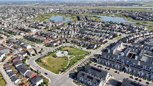 15 Masters Square Se, Calgary, AB - Outdoor With Facade