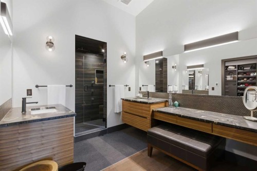 38 Sunrise Way, Priddis Greens, AB - Indoor Photo Showing Bathroom