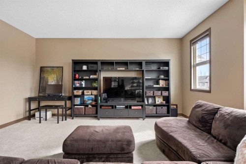 140 Mahogany Terrace Se, Calgary, AB - Indoor Photo Showing Living Room