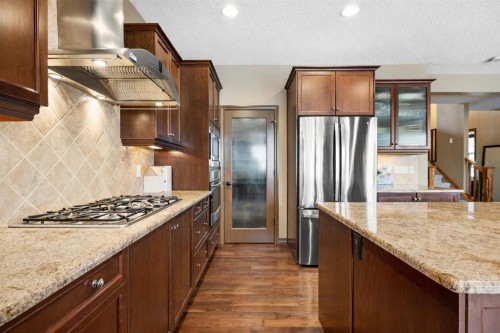 140 Mahogany Terrace Se, Calgary, AB - Indoor Photo Showing Kitchen With Upgraded Kitchen