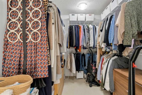 161 Mahogany Square Se, Calgary, AB - Indoor With Storage