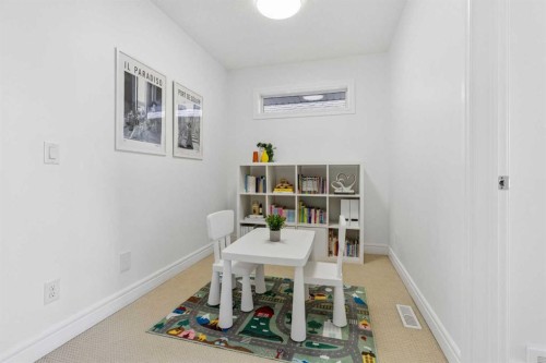 161 Mahogany Square Se, Calgary, AB - Indoor