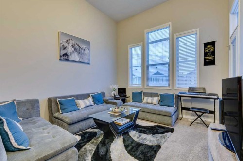 61 Cityscape View Ne, Calgary, AB - Indoor Photo Showing Living Room