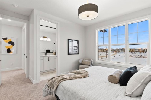102 South Shore Road, Chestermere, AB - Indoor Photo Showing Bedroom