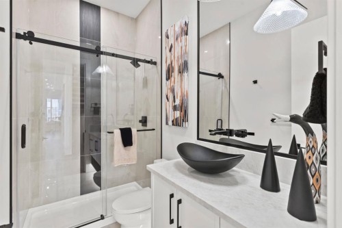 102 South Shore Road, Chestermere, AB - Indoor Photo Showing Bathroom