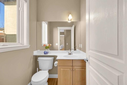 97 Strathridge Close Sw, Calgary, AB - Indoor Photo Showing Bathroom