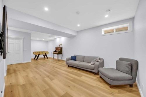 97 Strathridge Close Sw, Calgary, AB - Indoor