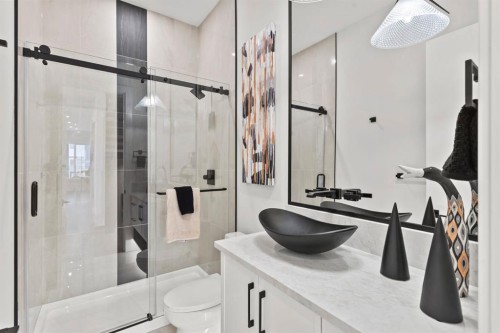 91 South Shore Road, Chestermere, AB - Indoor Photo Showing Bathroom