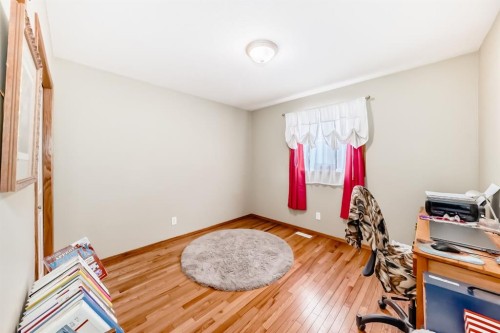 126 Strathmore Lakes Bend, Strathmore, AB - Indoor Photo Showing Office