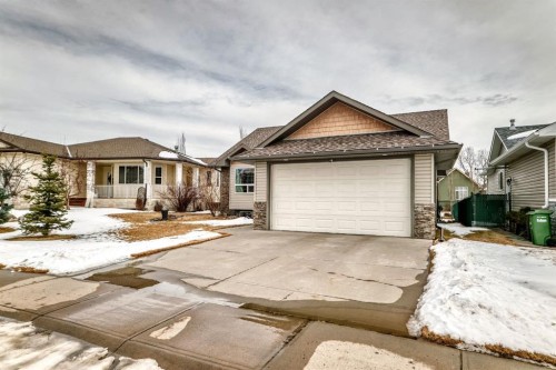 126 Strathmore Lakes Bend, Strathmore, AB - Outdoor