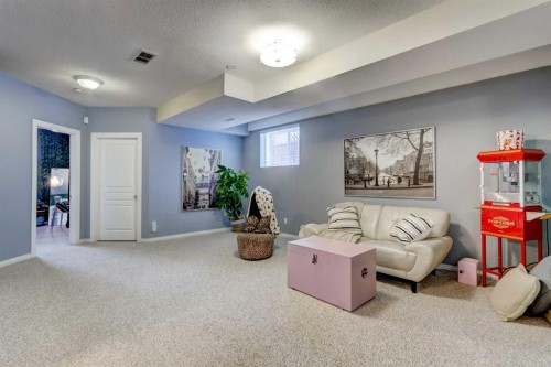 27 Elgin Drive Se, Calgary, AB - Indoor