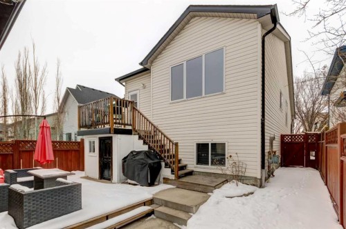 27 Elgin Drive Se, Calgary, AB - Outdoor With Exterior
