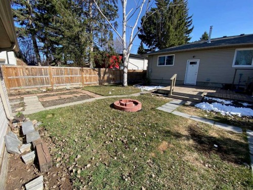 79 Hillary Crescent Sw, Calgary, AB - Outdoor