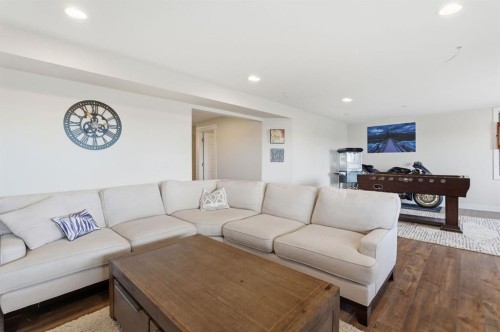 1469 Aldrich Place, Carstairs, AB - Indoor Photo Showing Living Room
