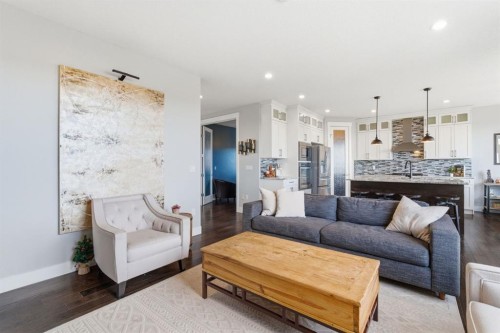 1469 Aldrich Place, Carstairs, AB - Indoor Photo Showing Living Room