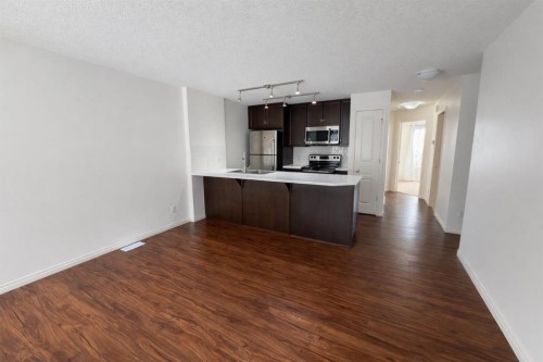 130 Auburn Meadows Walk Se, Calgary, AB - Indoor Photo Showing Kitchen