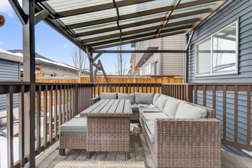 67 Wolf Willow Boulevard Se, Calgary, AB - Outdoor With Deck Patio Veranda With Exterior