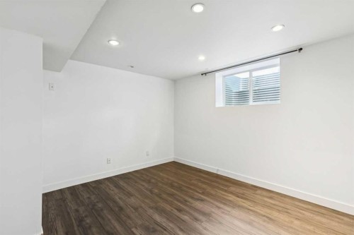 2526 Sable Drive, Calgary, AB - Indoor Photo Showing Other Room