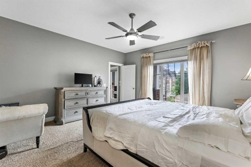 22 Wendham Place Sw, Calgary, AB - Indoor Photo Showing Bedroom