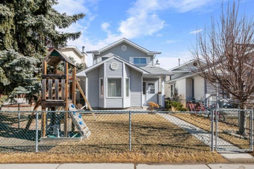 232 Millbank Drive Sw, Calgary, AB - Outdoor With Facade
