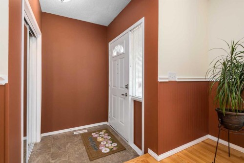 232 Millbank Drive Sw, Calgary, AB - Indoor Photo Showing Other Room