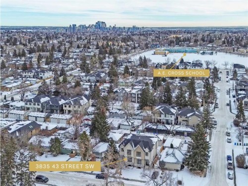 3536 43 Street Sw, Calgary, AB - Outdoor With View