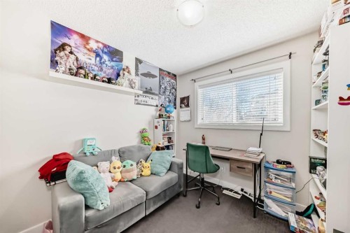 88 Pantego Lane Nw, Calgary, AB - Indoor