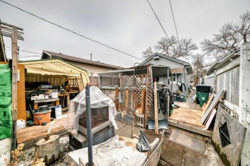 6437 19 Street Se, Calgary, AB - Outdoor