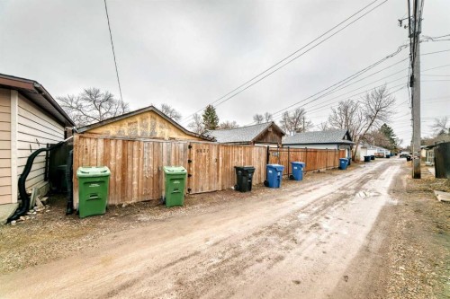 6437 19 Street Se, Calgary, AB - Outdoor