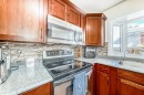 48 Midglen Way Se, Calgary, AB  - Indoor Photo Showing Kitchen 