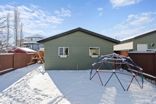 47 Eversyde Heath Sw, Calgary, AB - Outdoor With Exterior