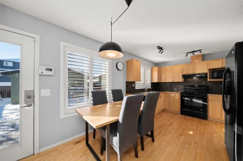 47 Eversyde Heath Sw, Calgary, AB - Indoor