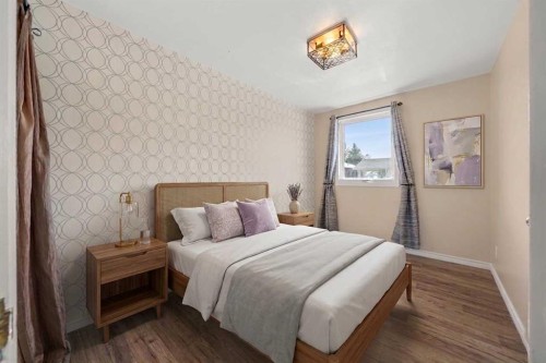 1312 10 Avenue Se, High River, AB - Indoor Photo Showing Bedroom