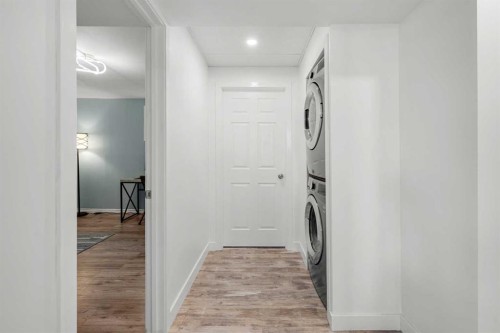 1312 10 Avenue Se, High River, AB - Indoor Photo Showing Laundry Room
